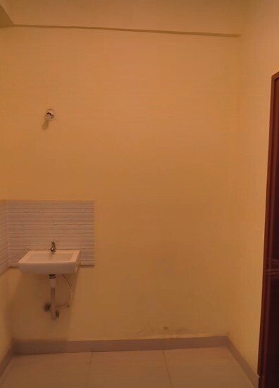 2 BHK Flat for Sale in Azam Nagar, Belgaum – Spacious 1770 sq. ft. Apartment with Modern Amenities-3